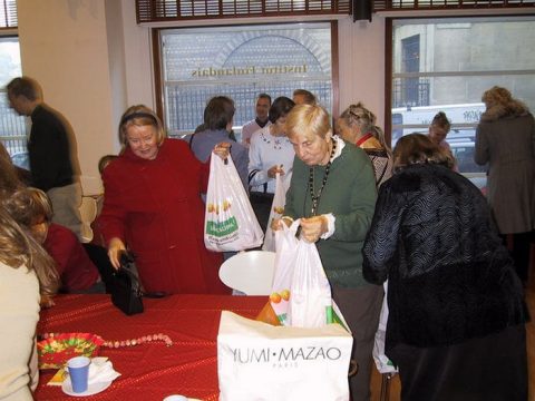 joulumyyjaeiset-2001 20101117 1465623769