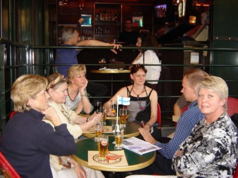 happy-hours-200509 20101117 1418792201