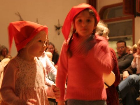 joulumyyjaeiset-2006 20101117 1112330391