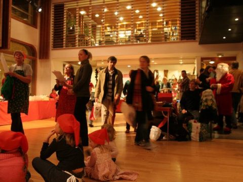 joulumyyjaeiset-2006 20101117 1546988390
