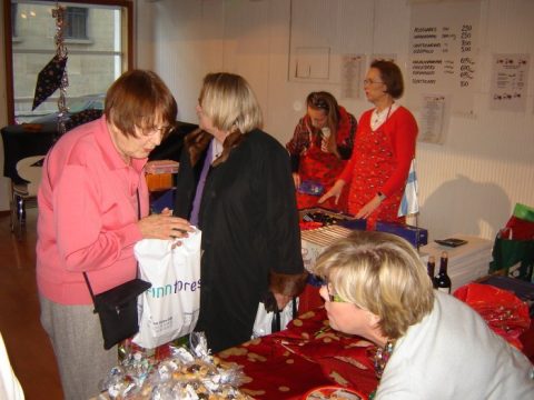 joulumyyjaeiset-2007 20101117 1559015357