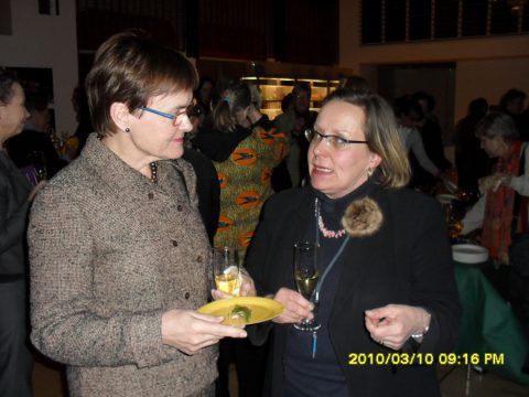 naistenpaeivaen-tapahtuma-2010 20101117 1468793024